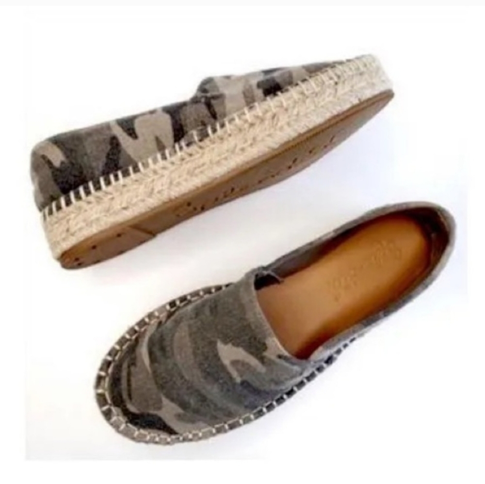 Splendid Laney Sage Camoflauge espadrille Flats